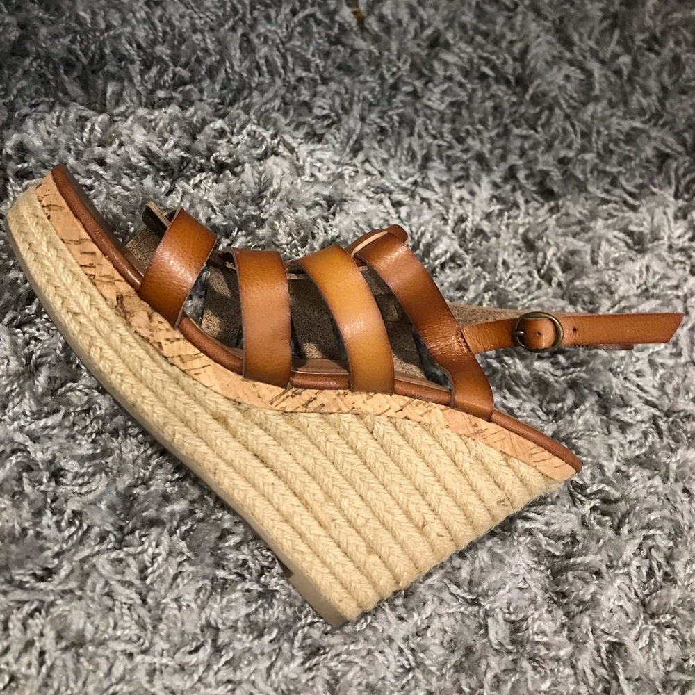 Brown Wedges